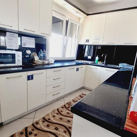 Guesthouse Bela Tiranë Luaran gambar