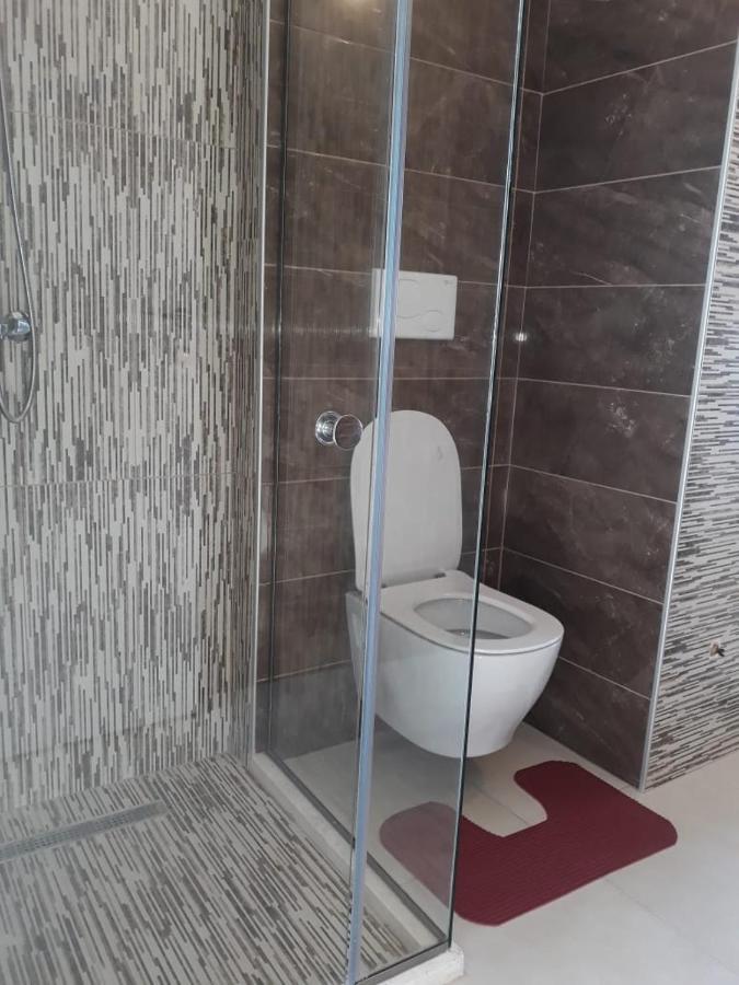 Guesthouse Bela Tiranë Luaran gambar